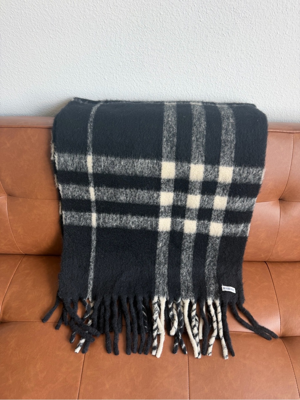 BURBERRY 77% ALPACA WOOL BIG Check Scarf IN COLOR Black  SIZE 190cm x 50cm